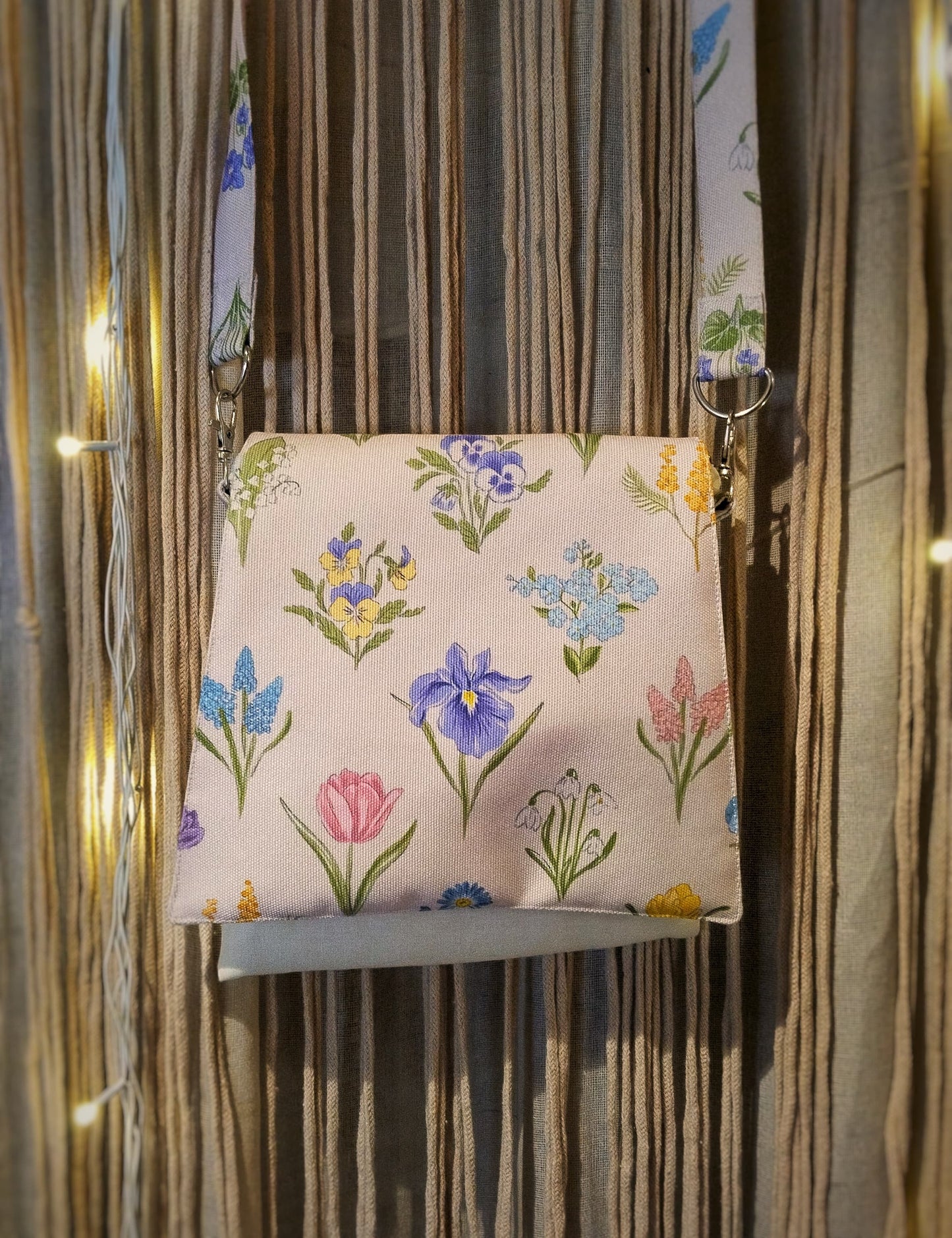 Blossom Meadow Sling Bag – Pastel Floral Everyday Crossbody